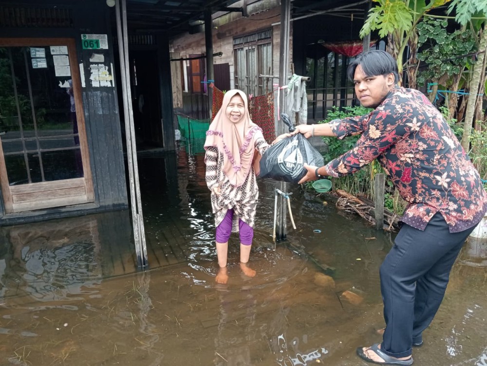 Penyerahan Bantuan Sembako